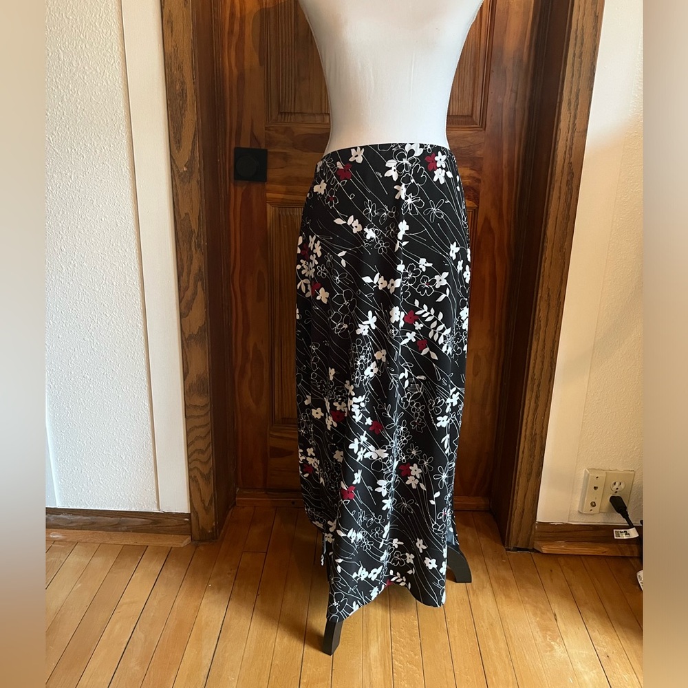 Vintage 90’s Floral Long Maxi Skirt